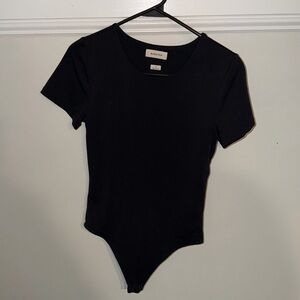 Aritzia Contour Vivacity Crew Bodysuit